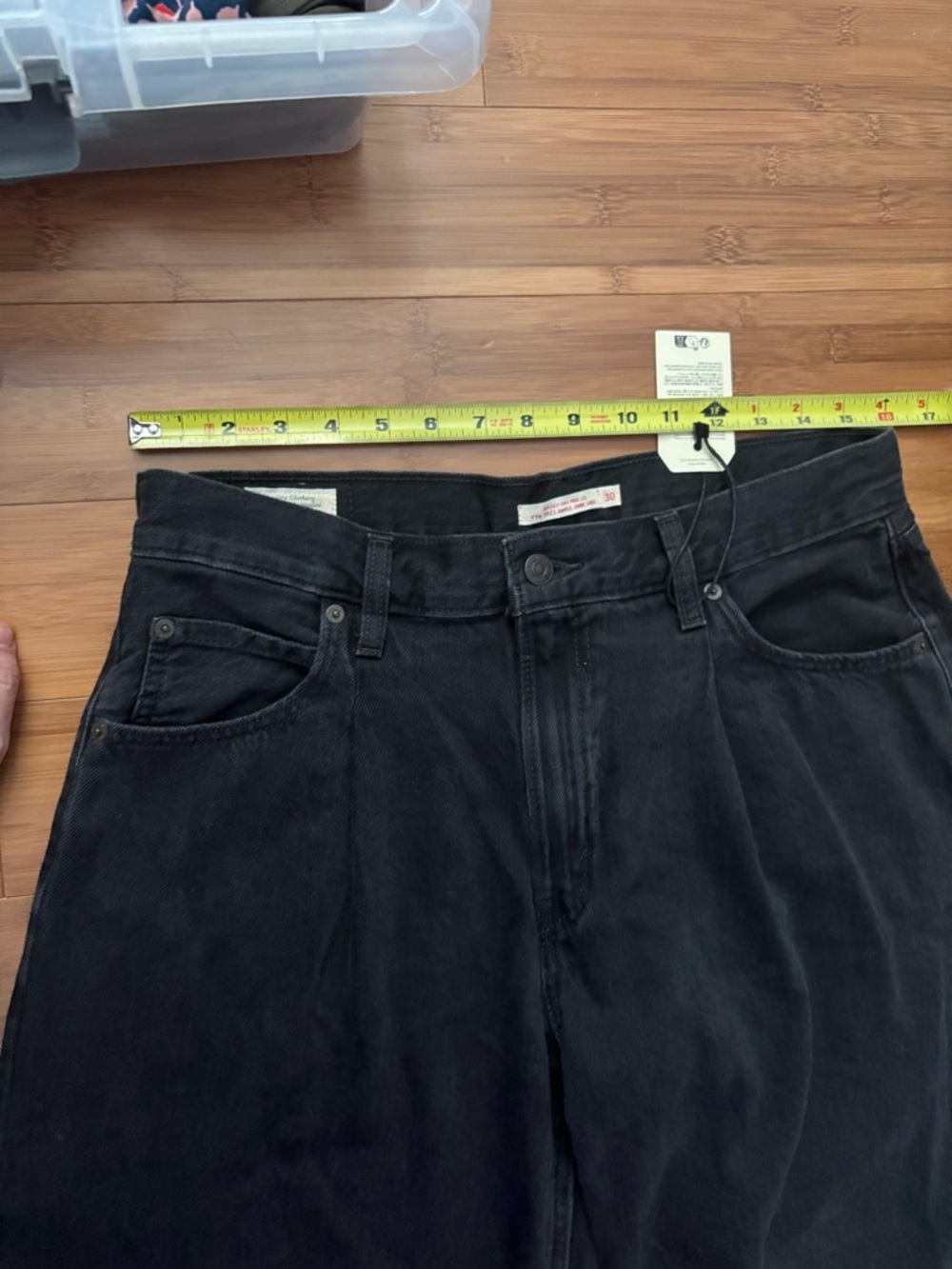 Levi’s Baggy Dad Wide Leg Black Jeans 30 x 30 waist equivalent to size 10 NWT - Picture 3 of 6